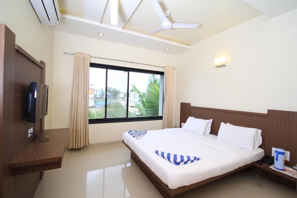 Hotel Sai Smaran Shirdi Room photo
